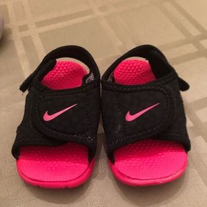 Baby girl Nike Sandals